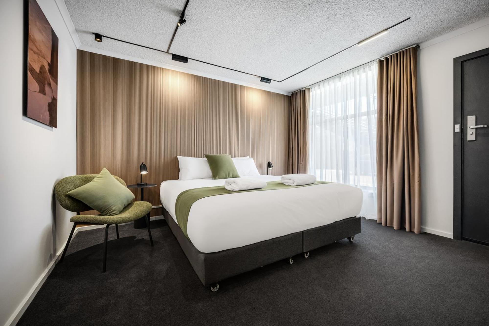 Innova Motel Варрнамбул Экстерьер фото